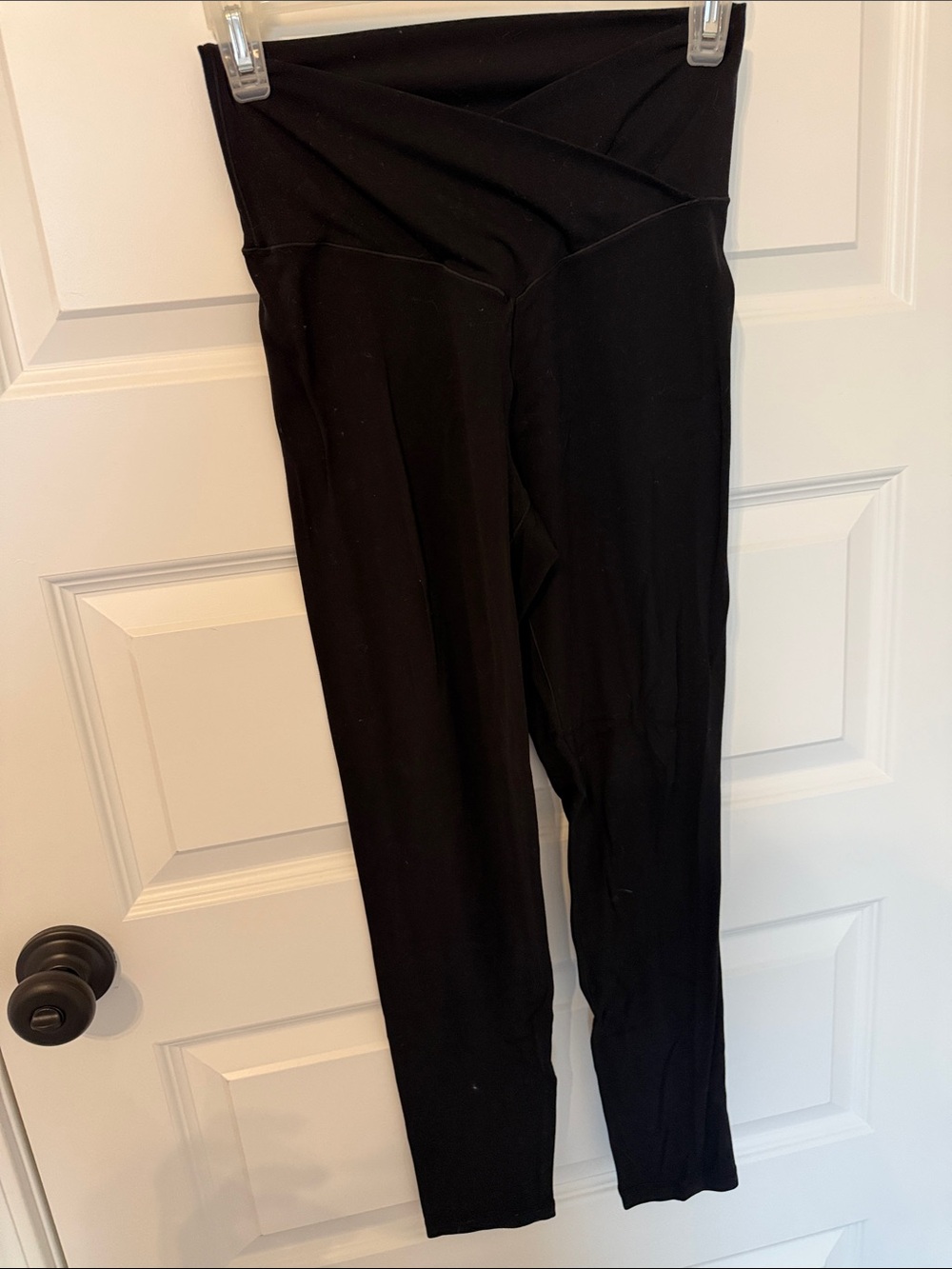 aerie Black High-Waist criss cross Leggings